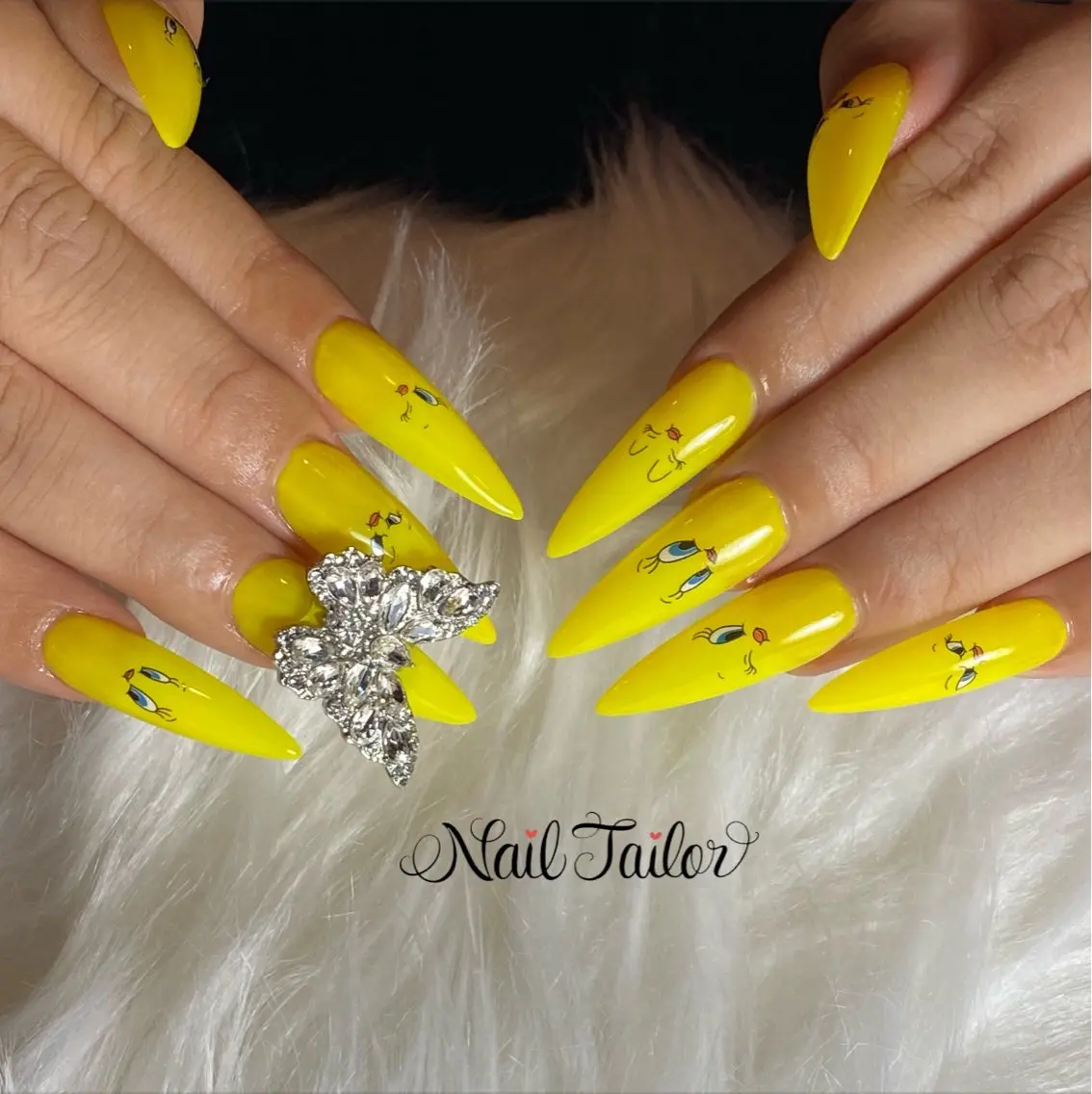 ネイル 長さ出し 持ち込み スカルプネイル 黄色 ハンドネイル NailTailor ネイルテイラーのネイルデザイン