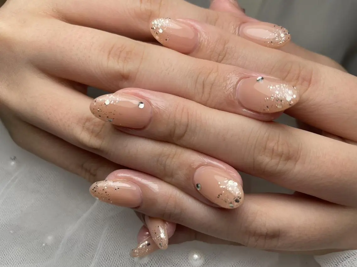 ネイル LUNE 銀座 Eri✨のネイルデザイン