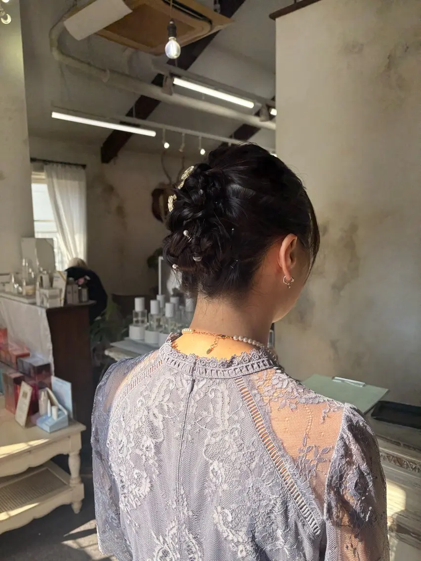 ヘアアレンジ 林 夢良／縮毛矯正／艶髪のヘアスタイル
