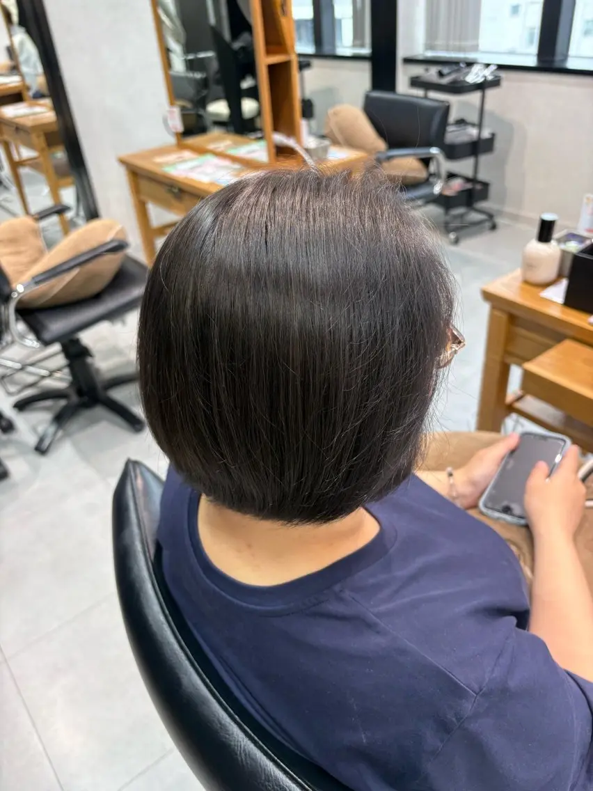 ショート ヘアカラー カラーモデル募集 🤍momoha🤍のヘアスタイル