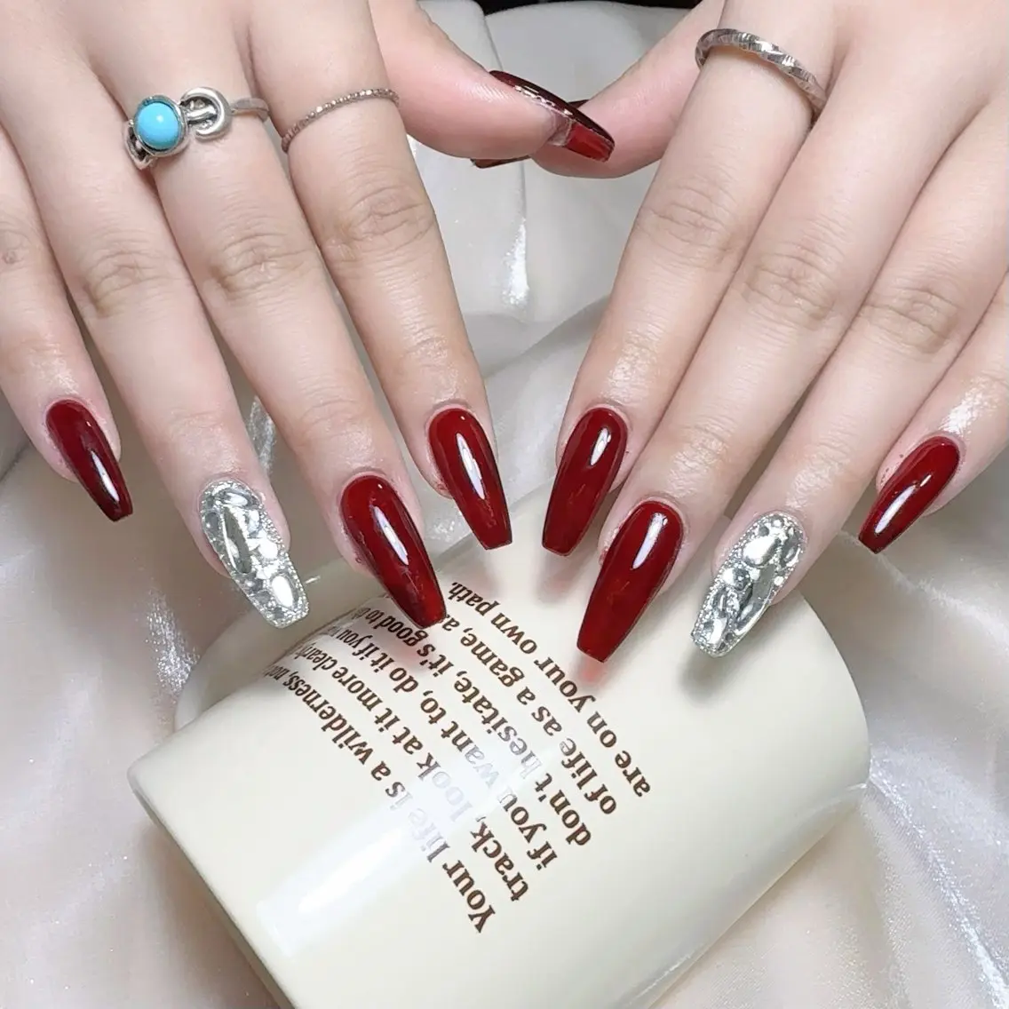 メンズ ネイル メンズ韓国風 アートネイル オーロラネイル ガーリー キラキラネイル ハンドネイル Nail salon 木にいるのネイルデザイン