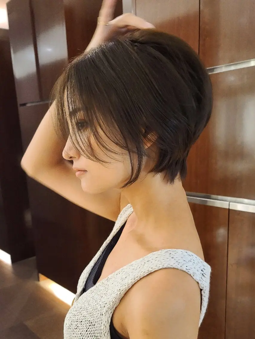 ショート ショートヘア 中高下 由真のヘアスタイル