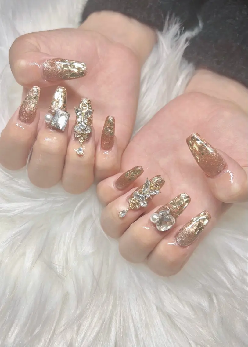 ネイル 成人式 ハンドネイル CHARME 🤎〔RINA〕のネイルデザイン