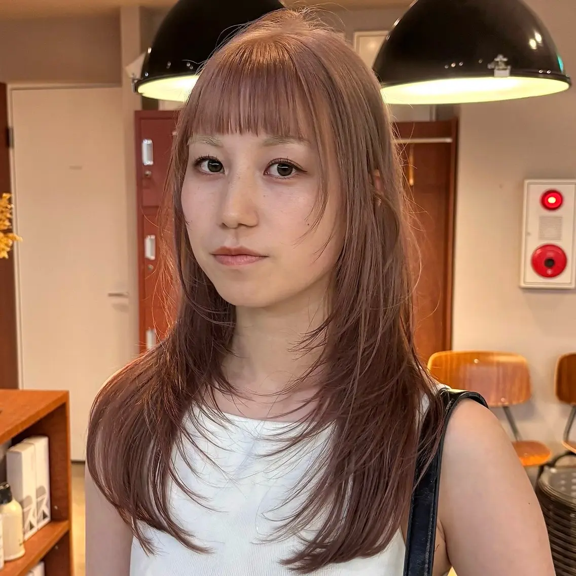 セミロング カラー ブラウンカラー ミルクティーブラウン ヘアカラー 複雑履歴/ レイヤー/ハッシュのヘアスタイル