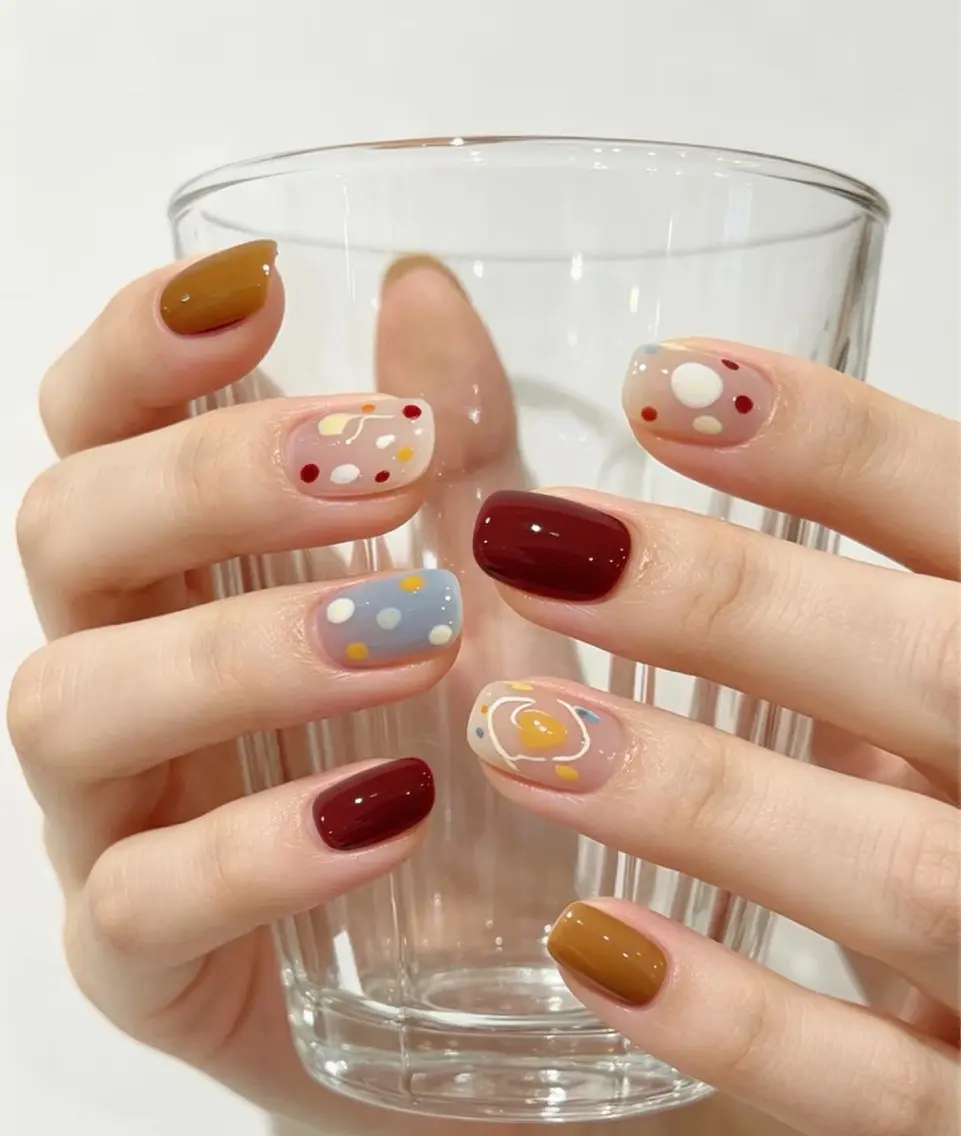 ネイル オーロラネイル チークネイル 成人式 長さ出し ジェルネイル ハンドネイル YUYI.nail salonのネイルデザイン