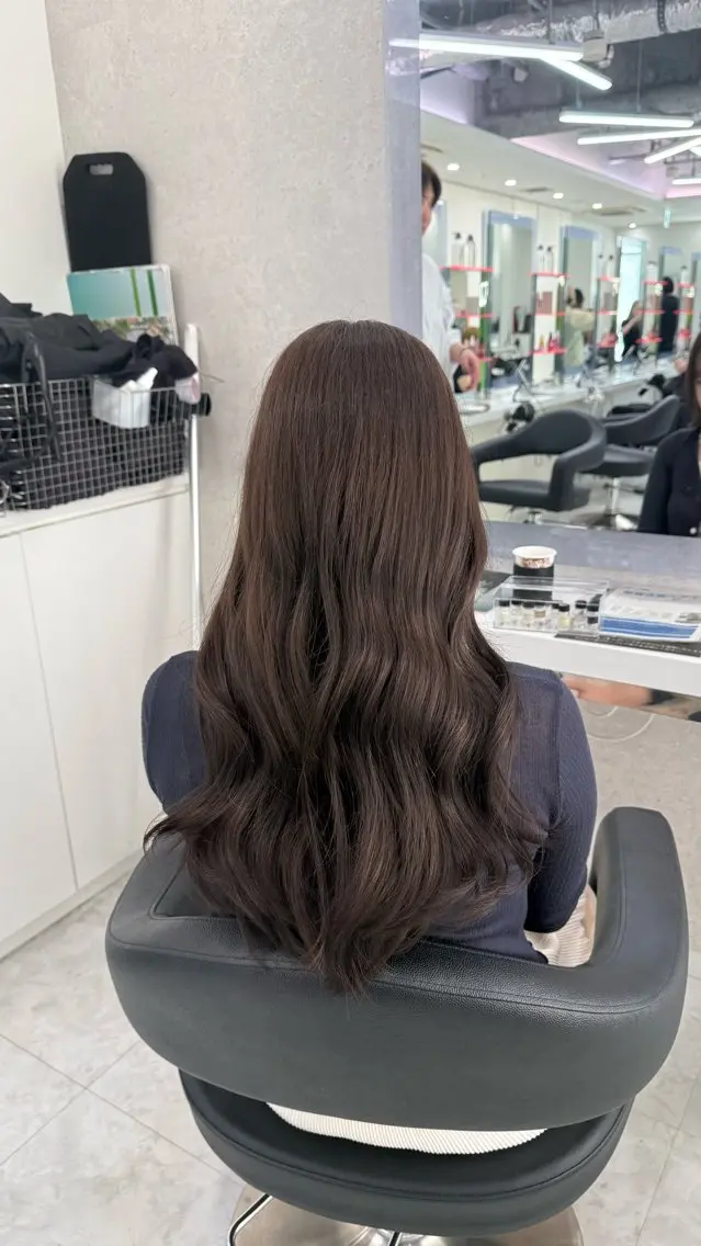 ロング カラー 🍀ブラウンベージュ sakura🍀のヘアスタイル