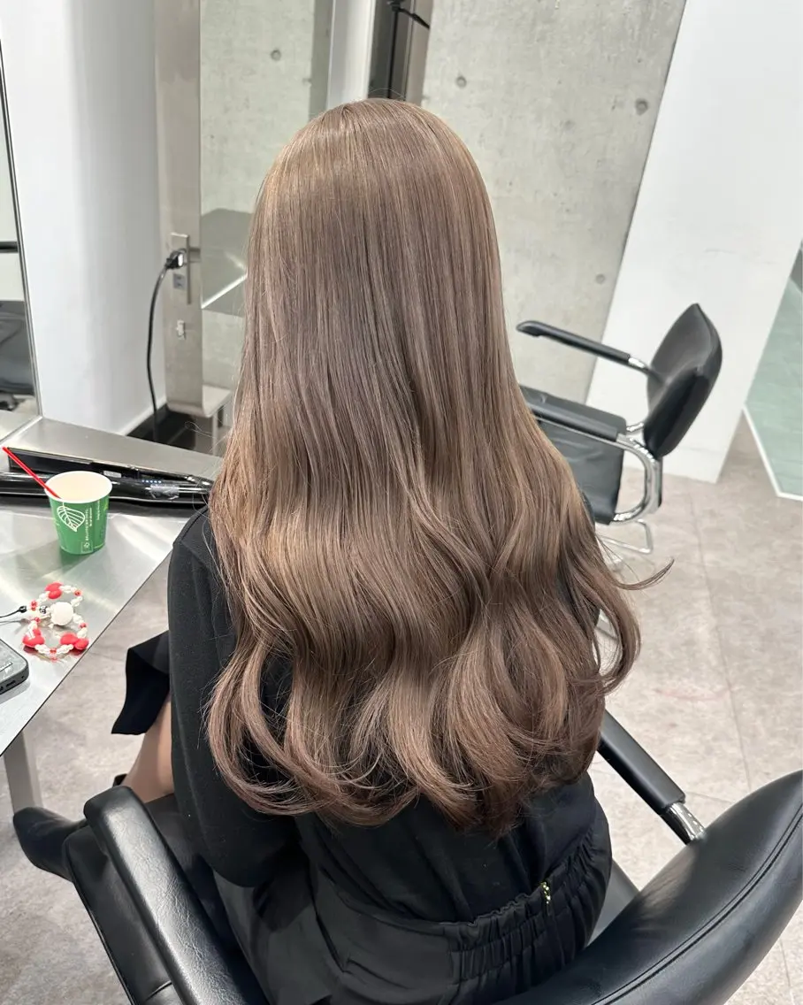 ロング カラー ヘアカラー トリートメント ブリーチカラー💫 Miku🫶🏻のヘアスタイル