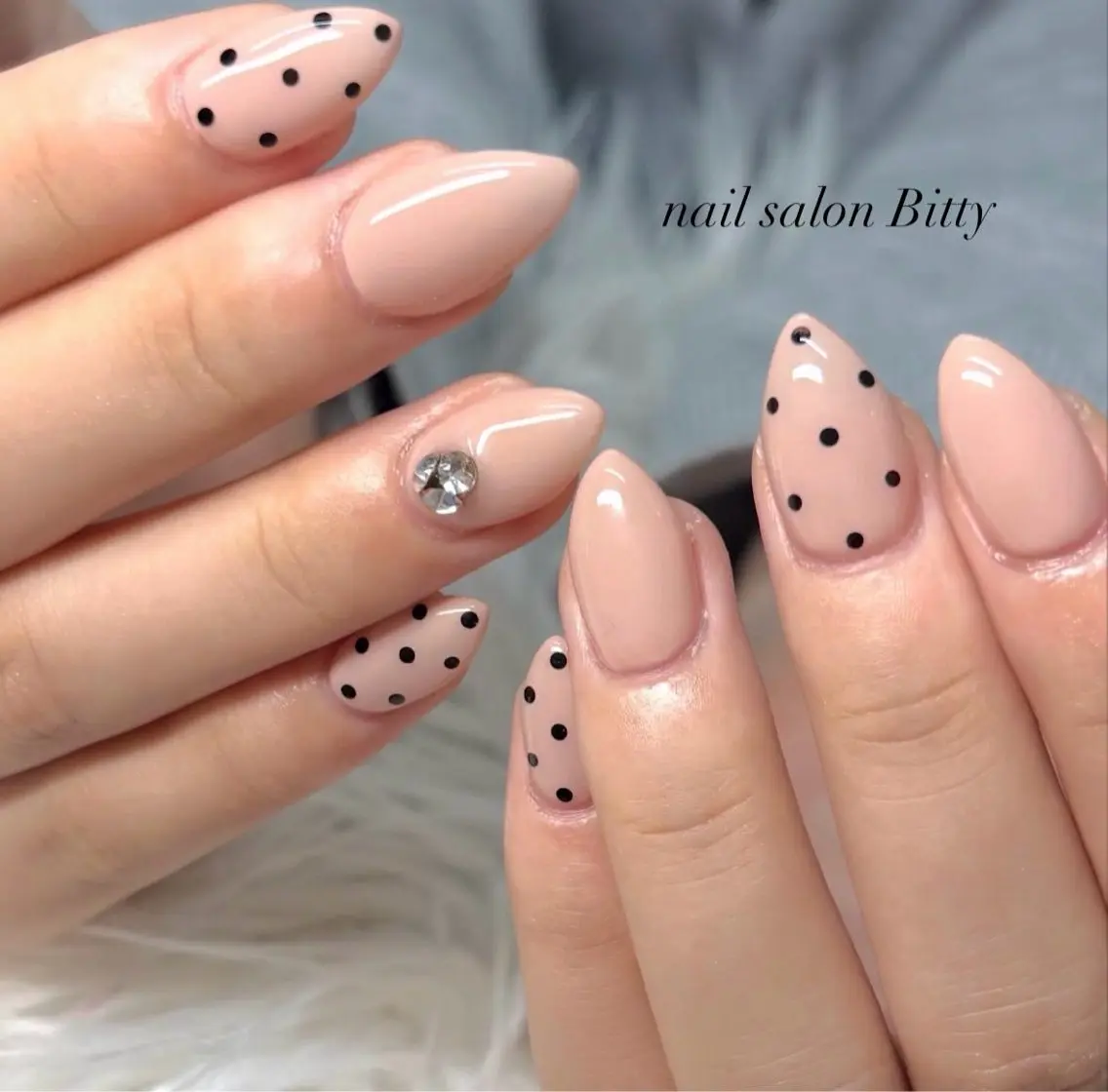 ネイル Bitty momona🩵✨のネイルデザイン