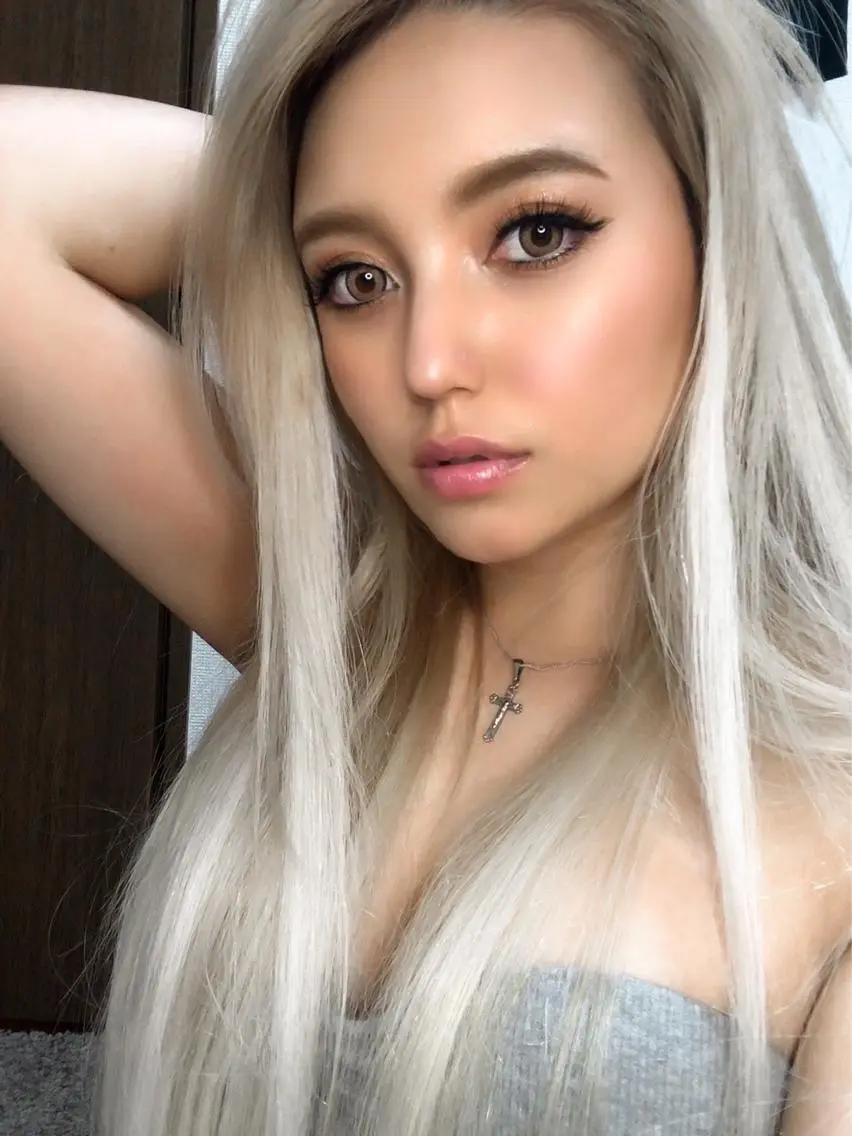 『神戸店open記念👄前髪シールエクステ10本』の写真