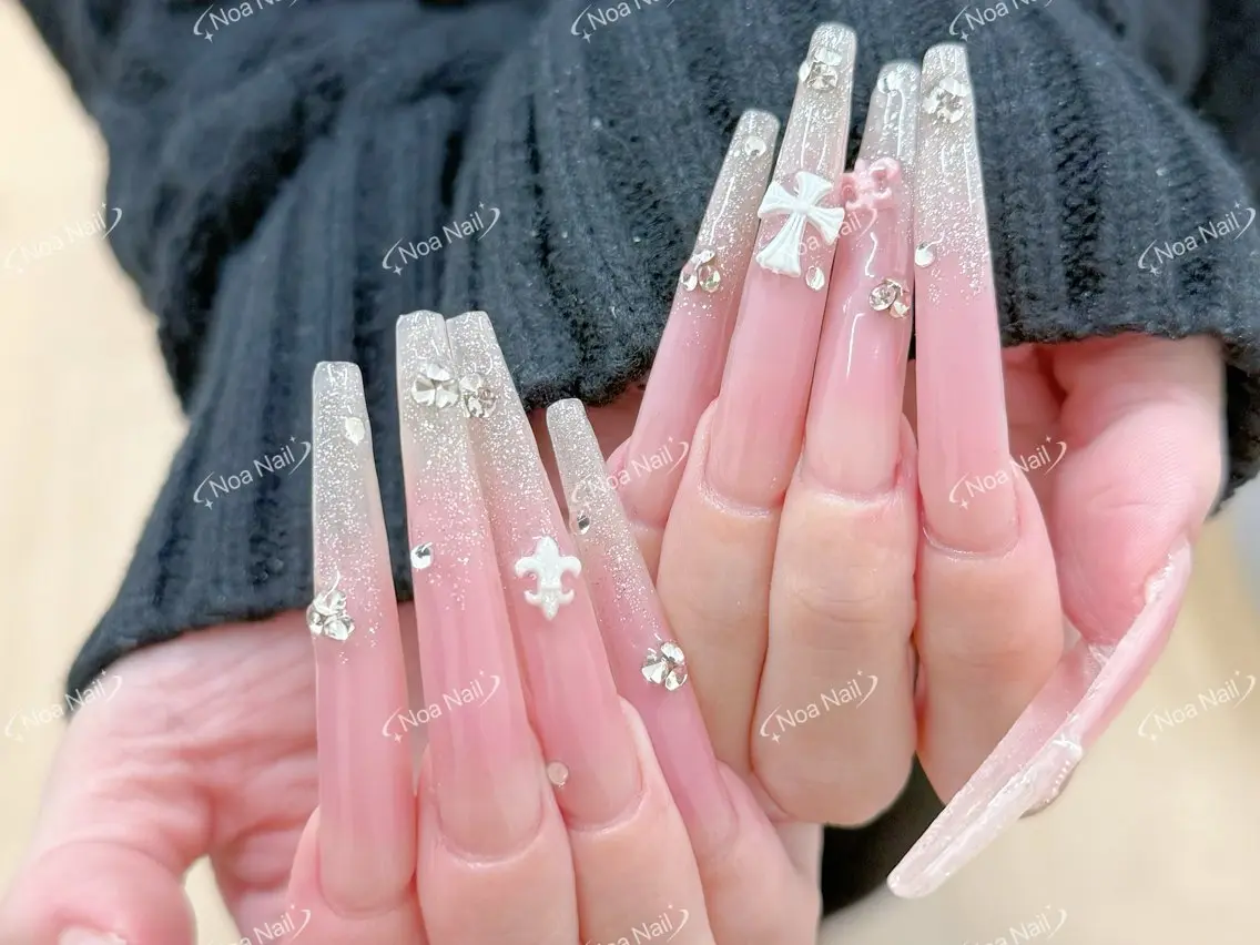ロング ハンドネイル Noa Nail みつきのネイルデザイン