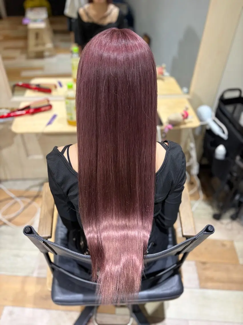 ロング ヘアカラー 💜🦋 COCONA🦋💜のヘアスタイル