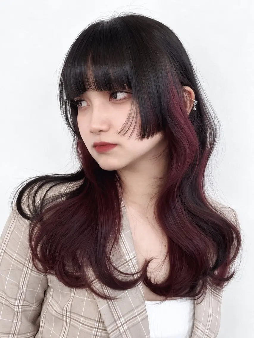 ロング カラー ロングレイヤー ボルドーカラー インナーカラー 姫カット レイヤーカット 【特大SALE✨】 💚モエリ💚のヘアスタイル