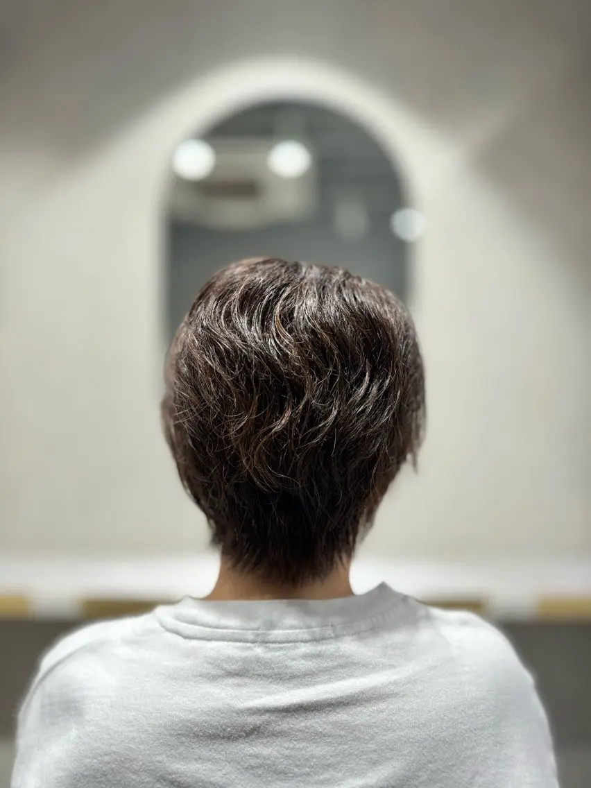 ショート カット ヘアカラー くせ毛カット終着点 カワサキトオル溝の口のヘアスタイル