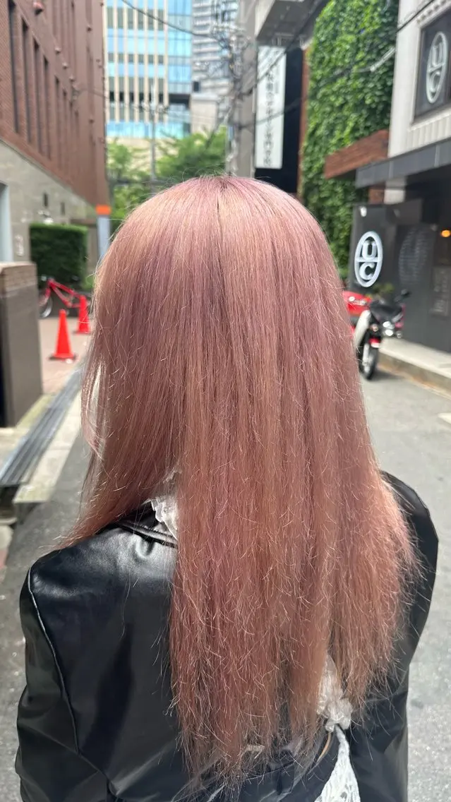 カラー ヘアカラー 手嶋 理仁のヘアスタイル