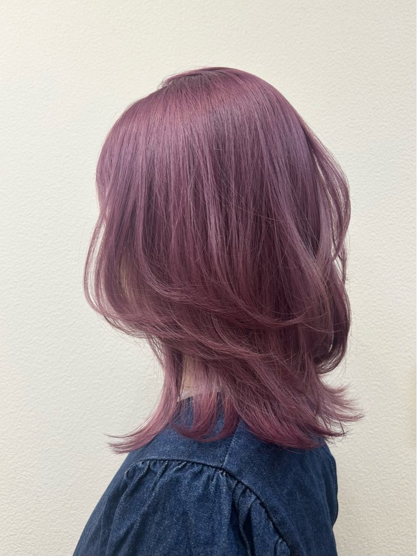ミディアム カラー ピンクカラー レイヤーカット カット ヘアカラー トリートメント Maya🦋 ハイトーン特化のヘアスタイル