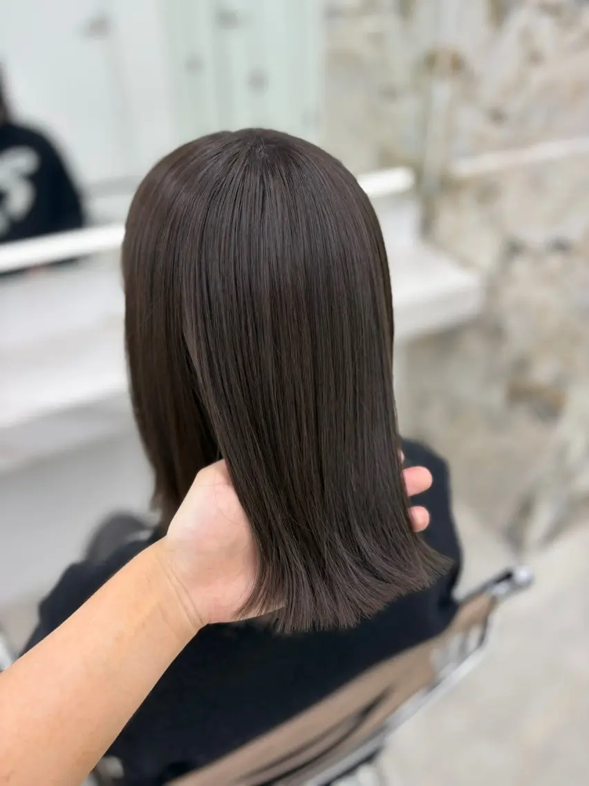 ミディアム カラー 透明感カラー グレージュ 🎀 ほんだ ことね 🎀のヘアスタイル