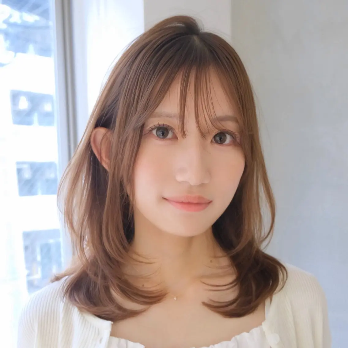 ミディアム カラー カット ヘアカラー ショウタ/レイヤーカ ット/透明感カラーのヘアスタイル