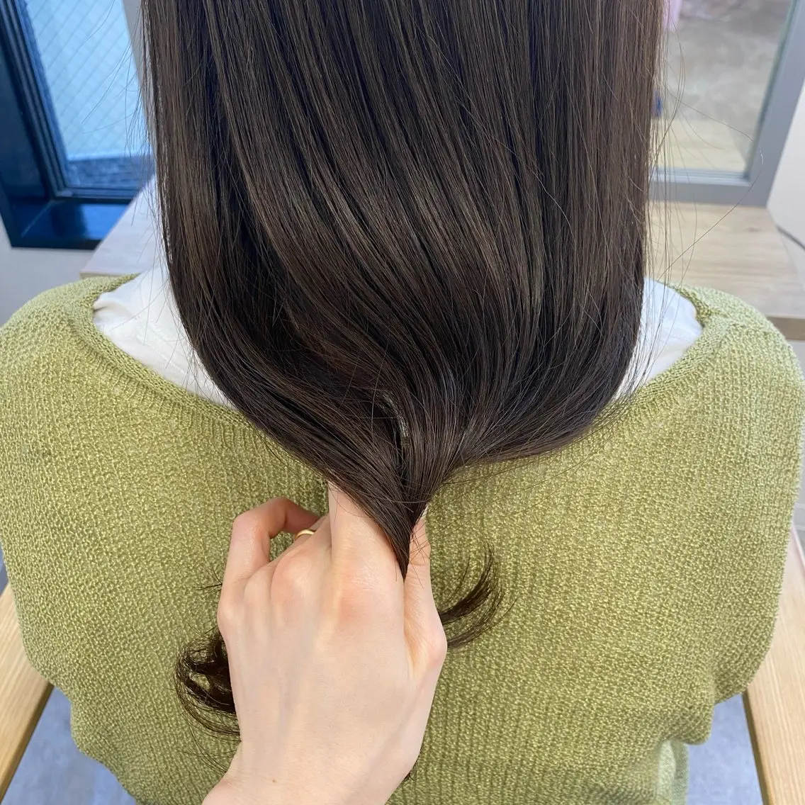 【ご新規様 🥣平日限定メニュー】カット+艶カラーの写真