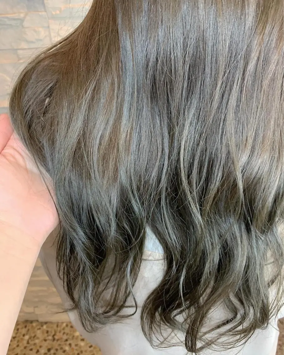 ヘアカラーの写真