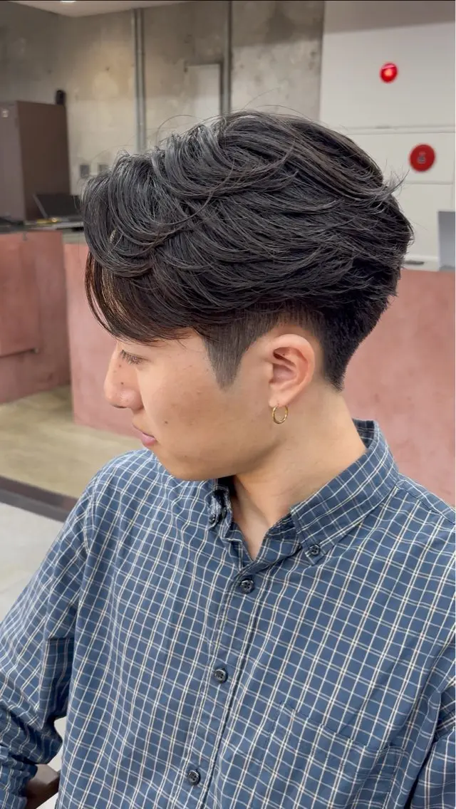 ショート メンズ フェザーパーマ メンズパーマ カット パーマ メンズ特化/ 山口大輝のヘアスタイル