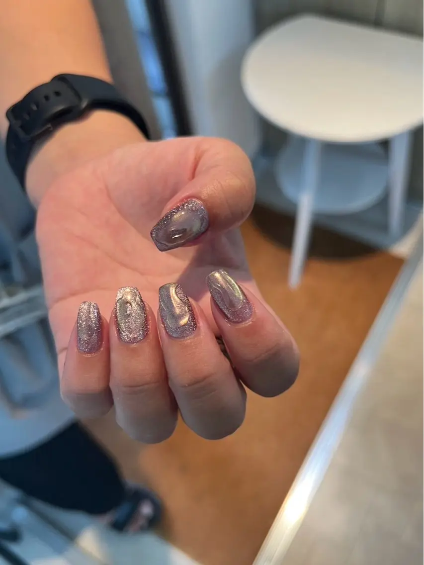 ネイル フラッシュネイル フラワーネイル ゴールド マグネットネイル ミラーネイル free'snail N A Oのネイルデザイン