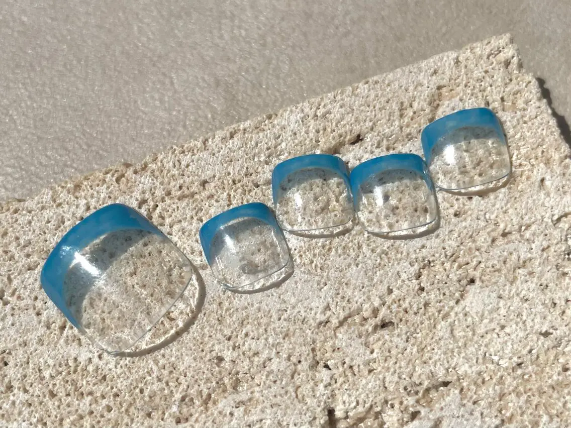 (フット)フレンチネイルの写真
