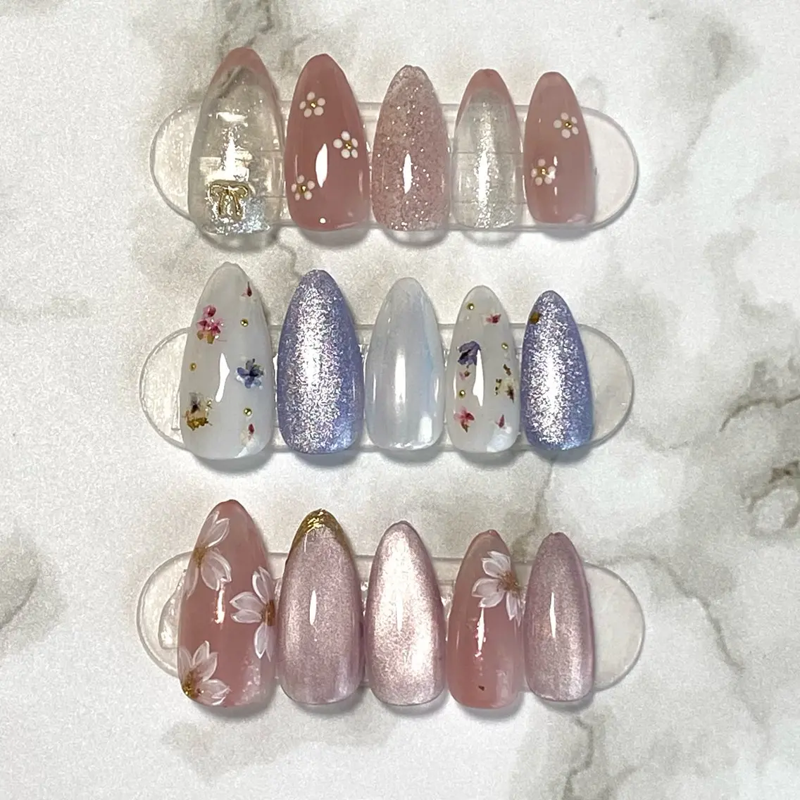 春デザイン🌸３種類からお選び頂けます✨(カラー変更可、ネイルオフ無料)の写真