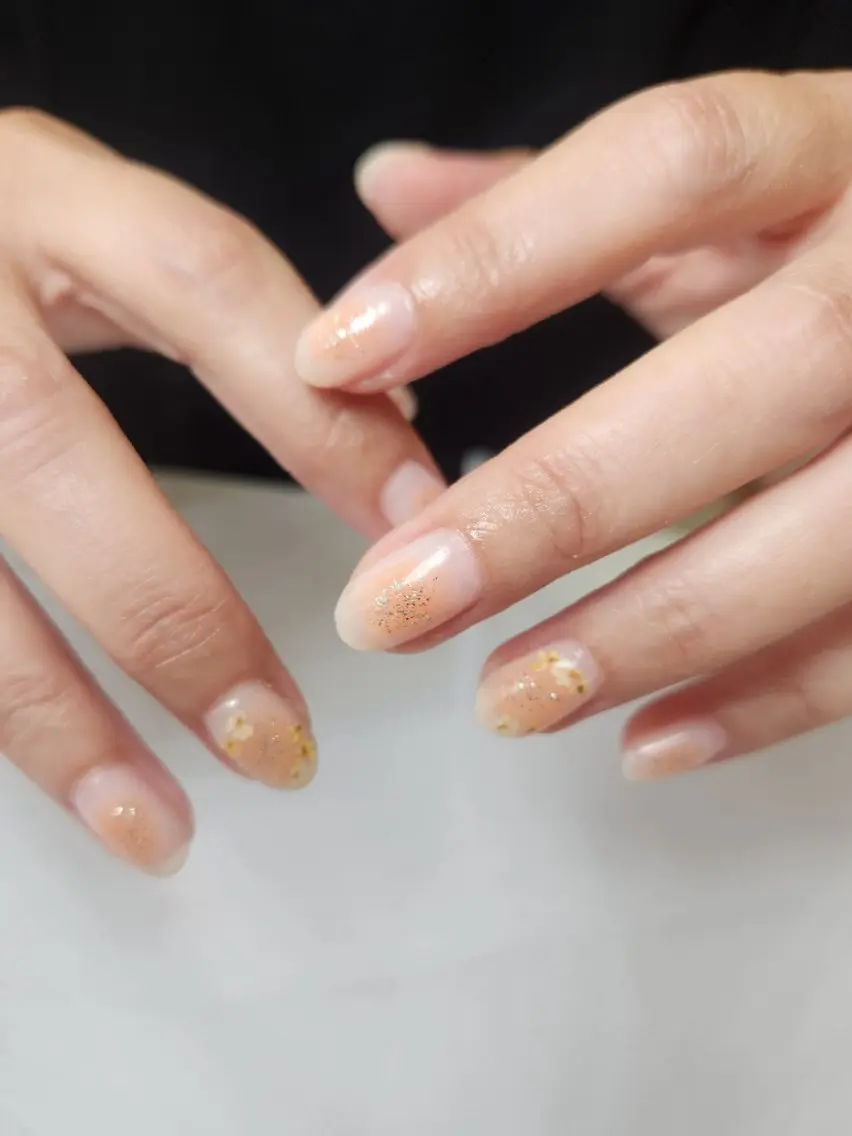 ネイル チークネイル フラワーネイル ジェルネイル 韓国ネイル ラメ(グリッター) Nailroom3  古屋のネイルデザイン