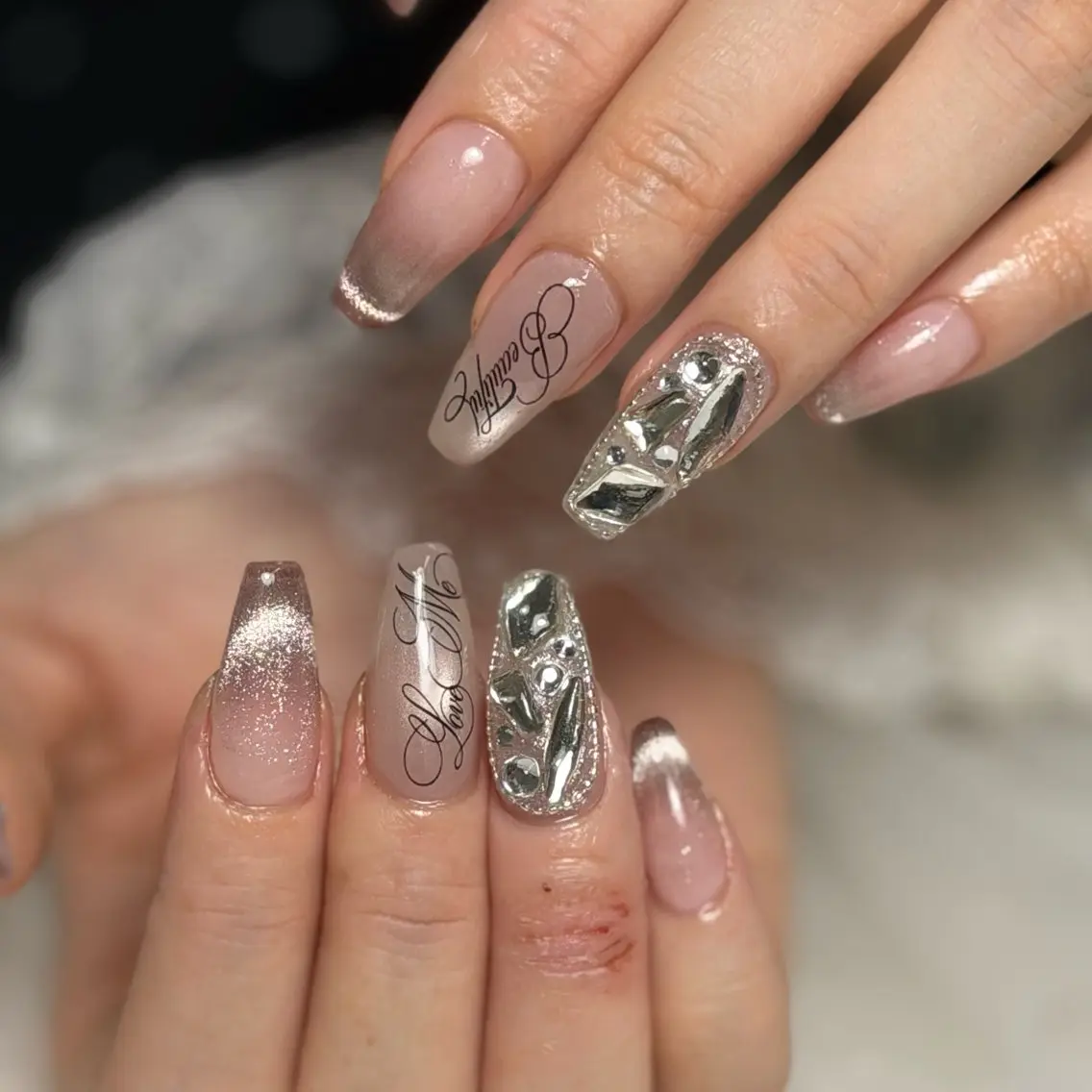 ネイル Aurora🦋 eye &nailのネイルデザイン