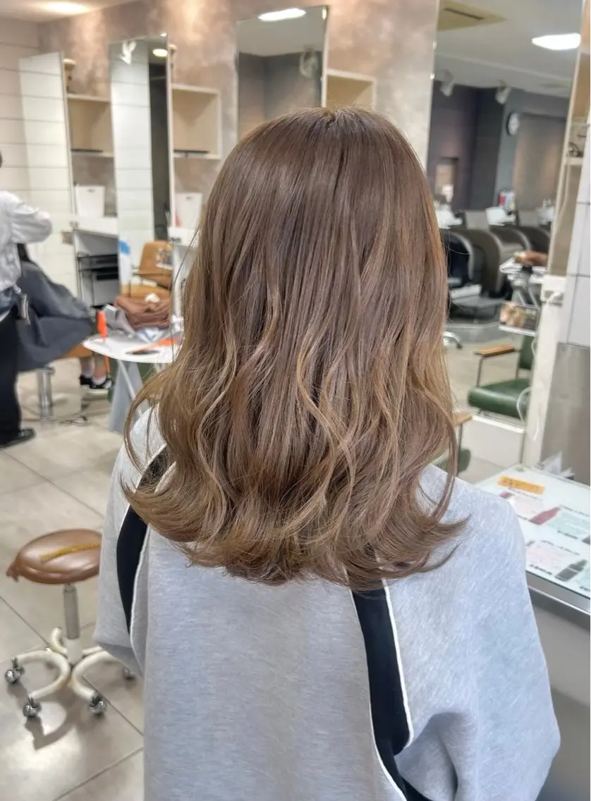 セミロング カラー ヘアカラー 本尾 空大のヘアスタイル