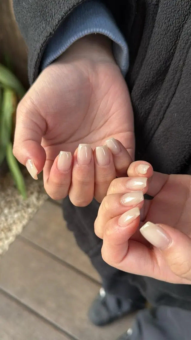 ネイル フラッシュネイル フラッシュマグ フットネイル フレンチネイル 韓国ネイル ハンドネイル SAKU nail 作島茜のネイルデザイン