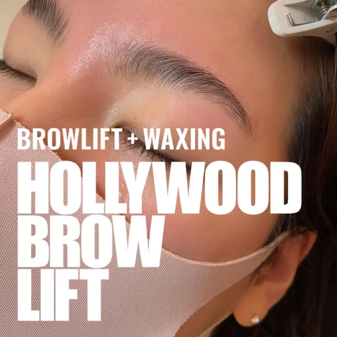 アイブロウ beautyroom Naturaのネイルデザイン