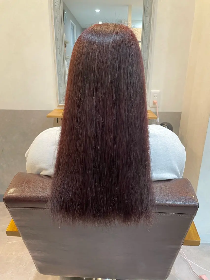 ロング カラー ブラウンカラー レッドカラー レッドブラウン 近澤 佑香のヘアスタイル