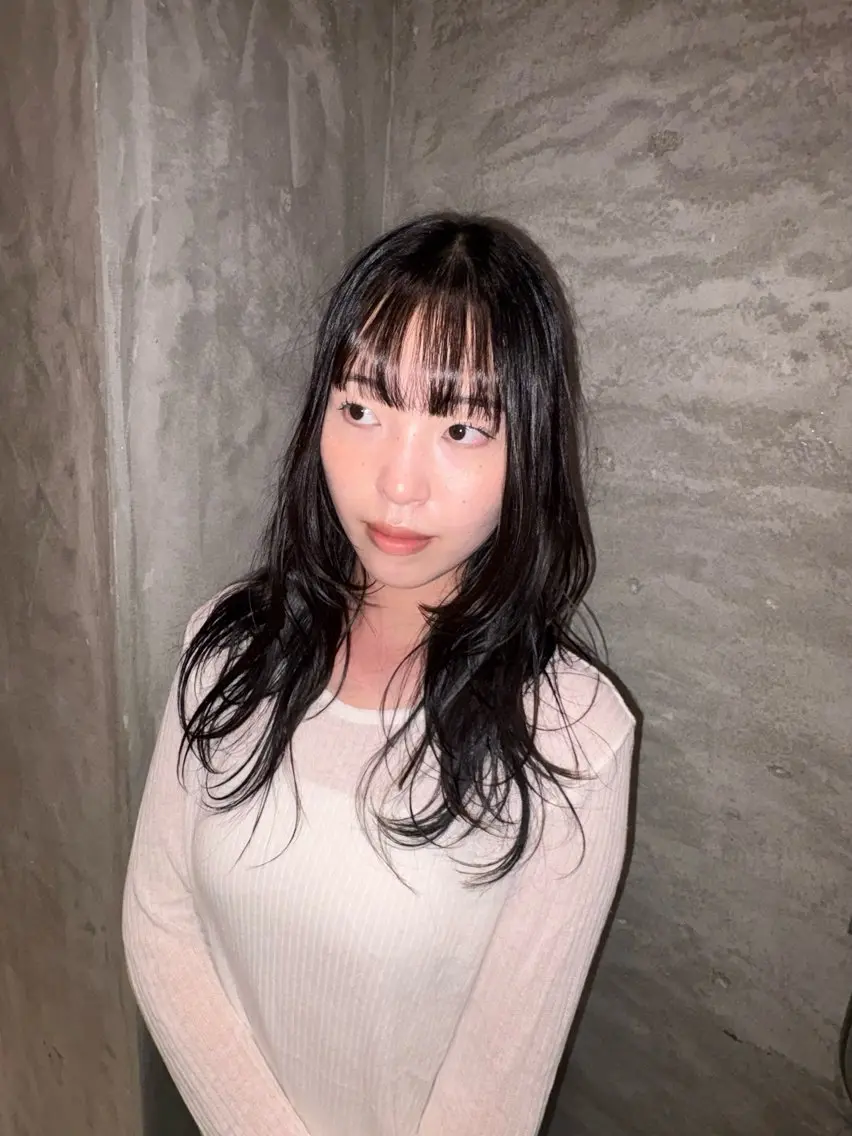 セミロング asada makotoのヘアスタイル