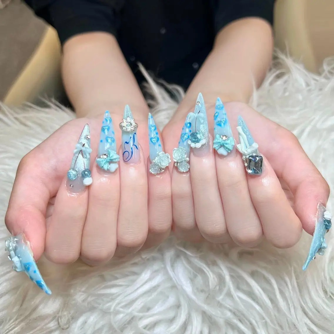 ネイル ハンドネイル ANH ゴテゴテネイルのネイルデザイン