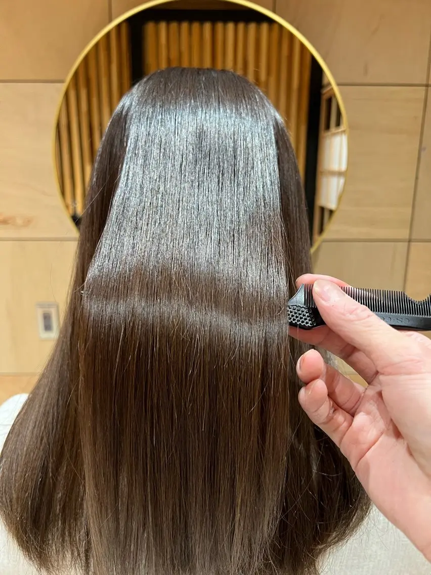 ロング 青木 紗耶のヘアスタイル