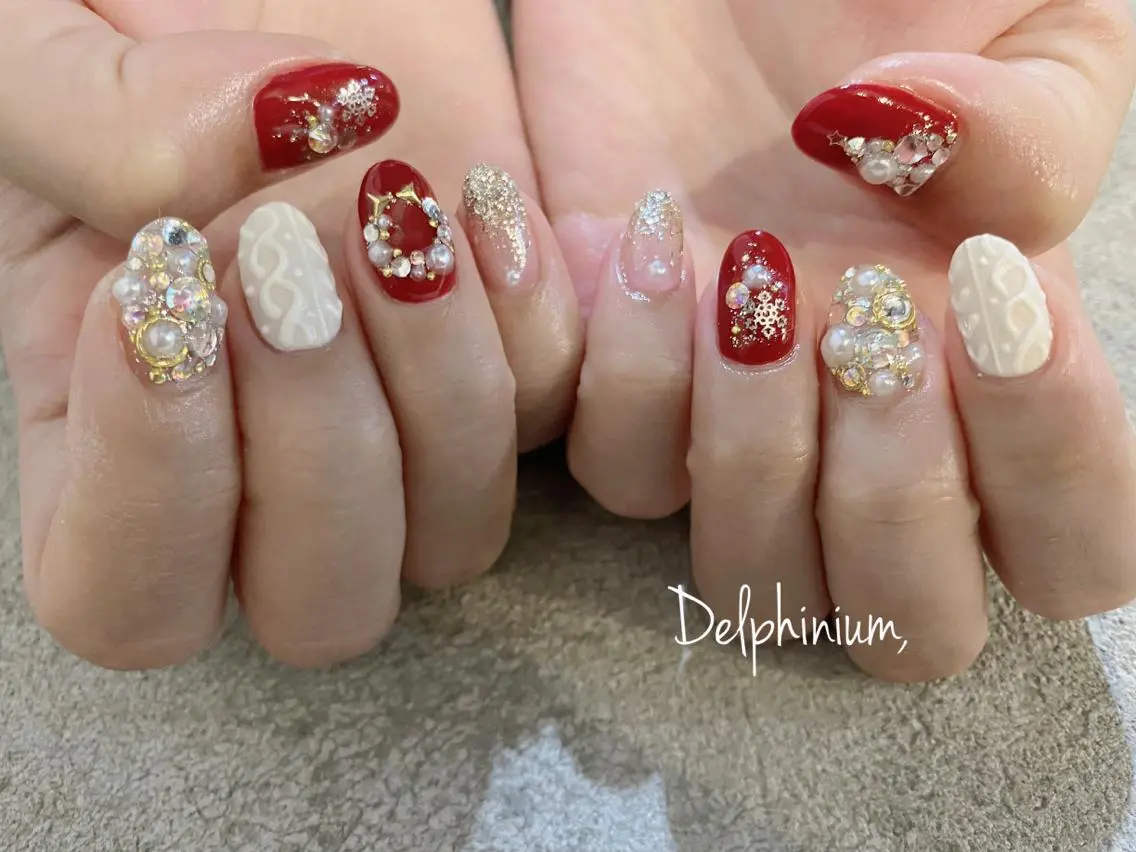 ネイル ハート キラキラネイル 冬ネイル クリスマス ハンドネイル 岡本 友恵のネイルデザイン
