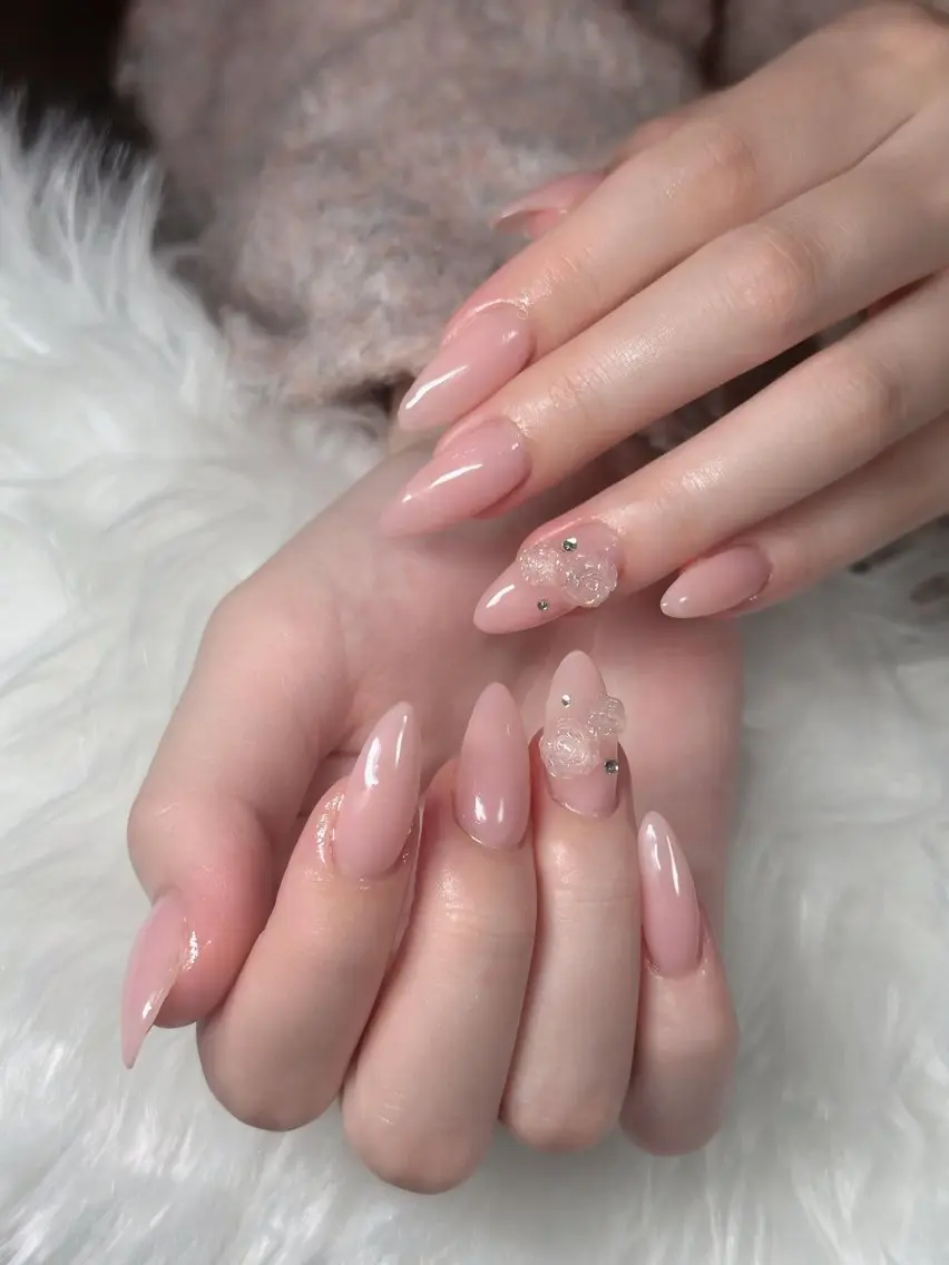 ネイル オーロラネイル フレンチネイル ジェルネイル ハロウィン キラキラネイル H.baby Nail Salonのネイルデザイン