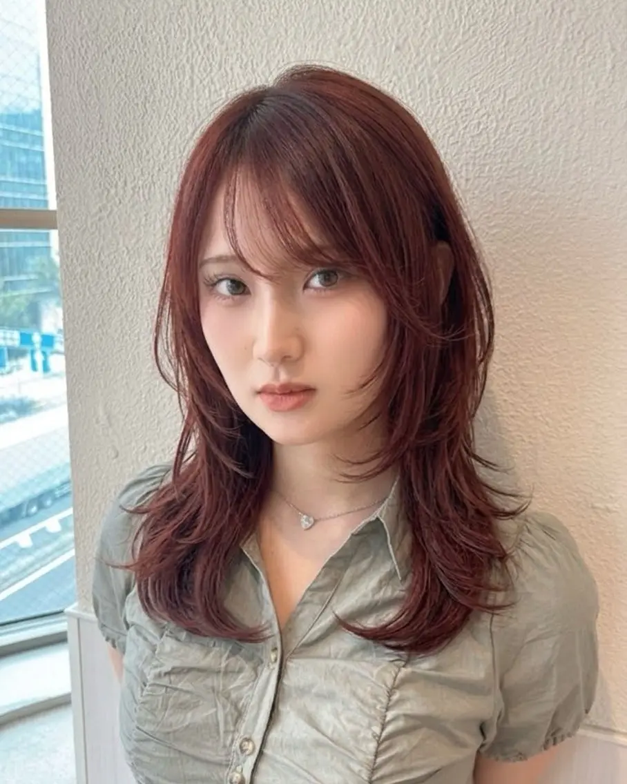 セミロング 表参道/ウルフカット /ナチュラルウルフのヘアスタイル