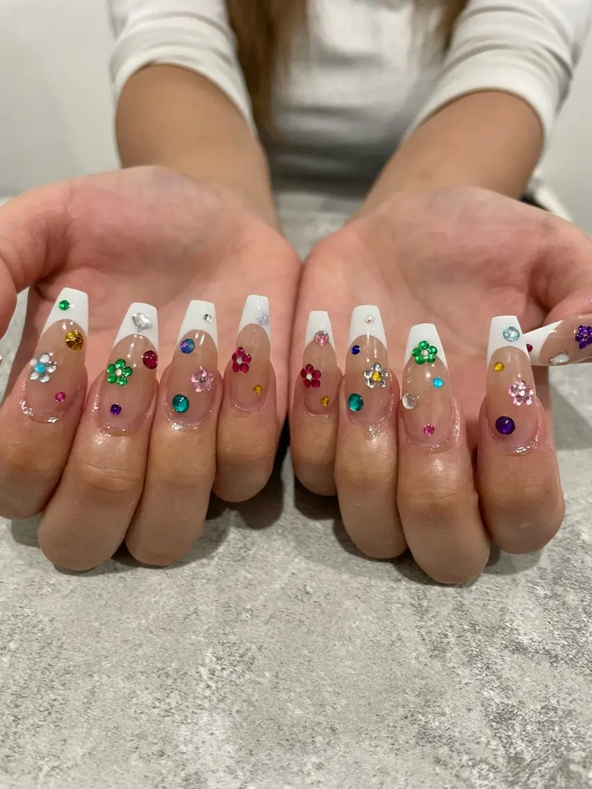ネイル 持ち込み ハンドネイル Raviliss ♡のネイルデザイン