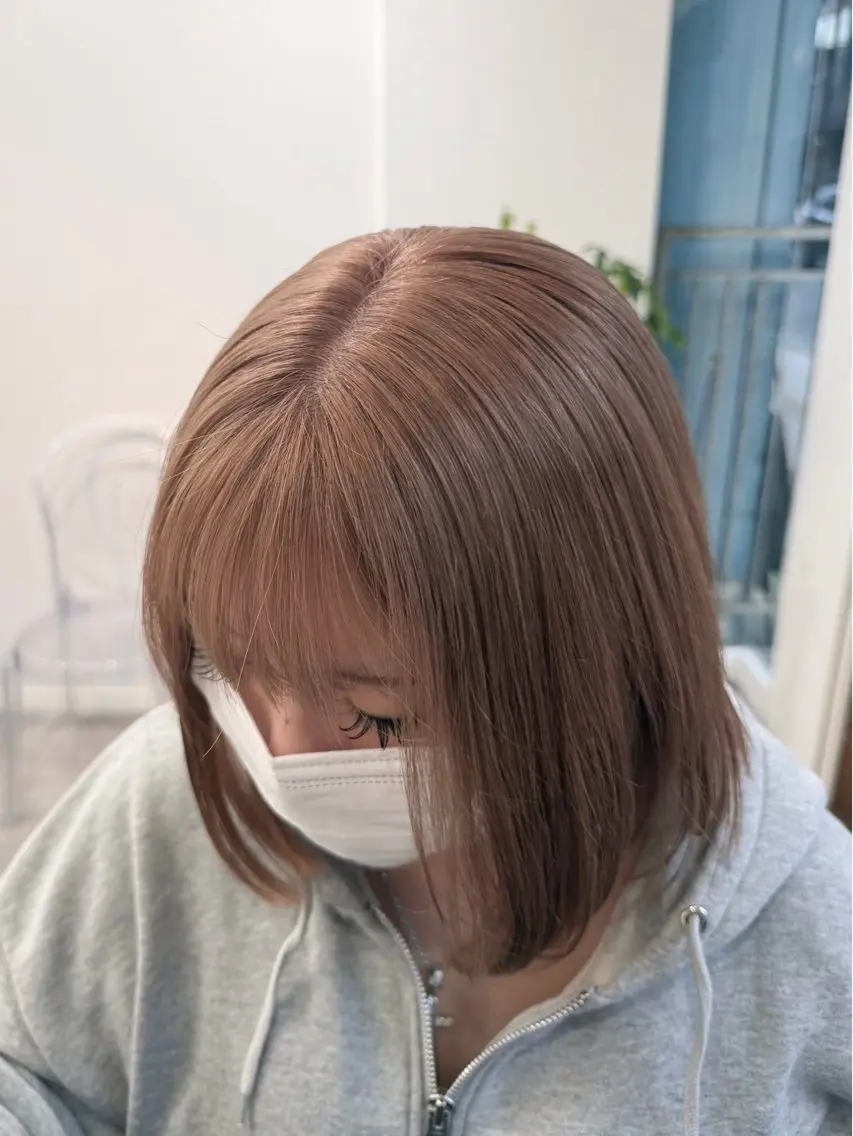 ミディアム カラー ヘアカラー 𝐍𝐎𝐀 /ブリーチカラーのヘアスタイル