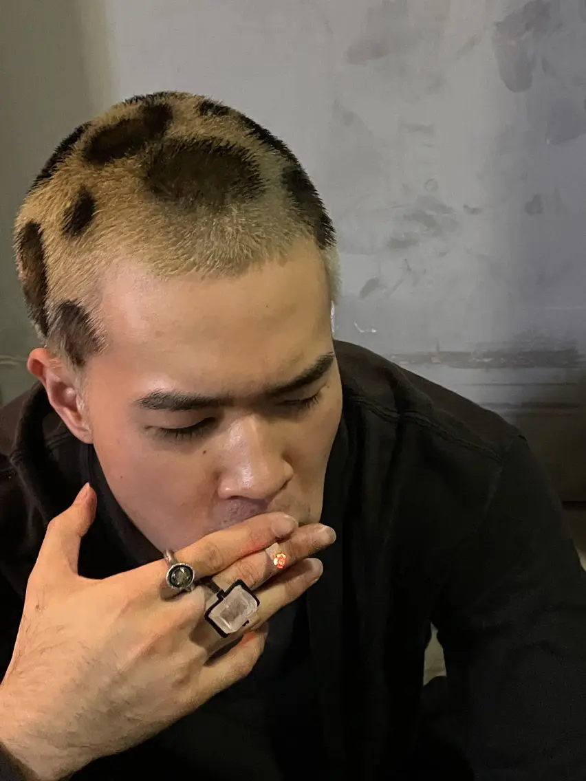 ショート カラー メンズ デザインカラー OjOmano ケンタのヘアスタイル