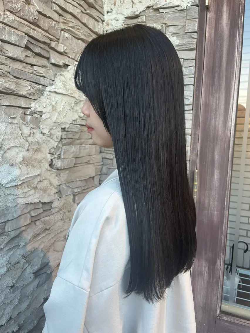 ロング カラー 森 理音のヘアスタイル