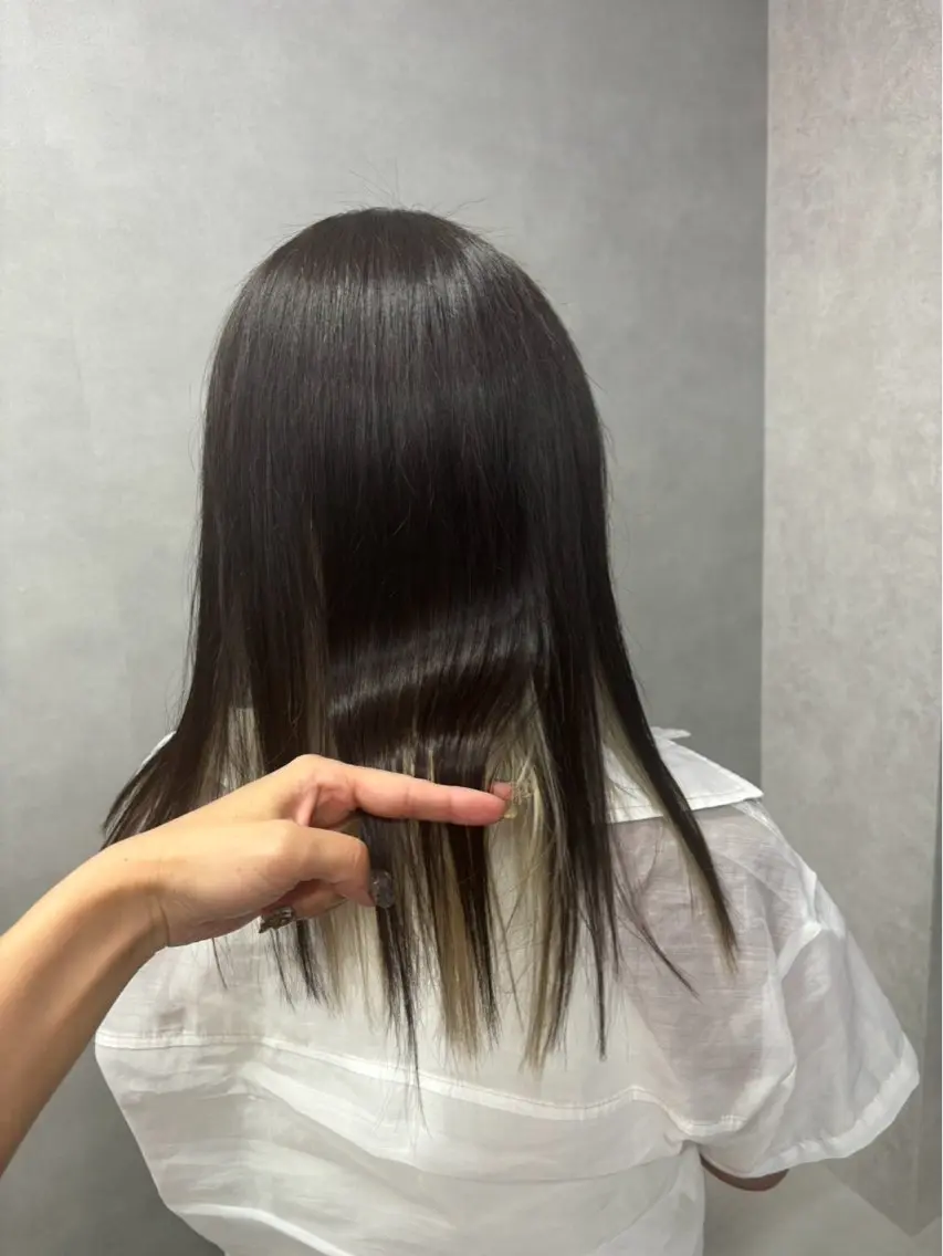 ロング かがみ/メンテナンス カット無料のヘアスタイル