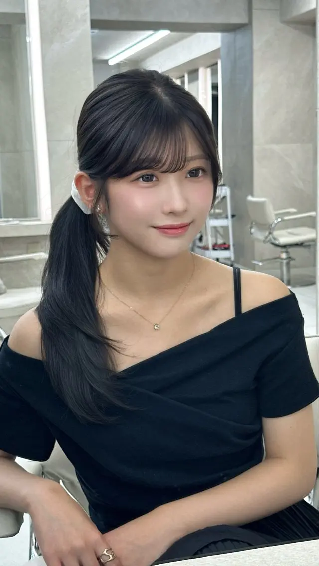 セミロング カラー ヘアカラー 🍑韓国風レイヤー 🍑莉子のヘアスタイル
