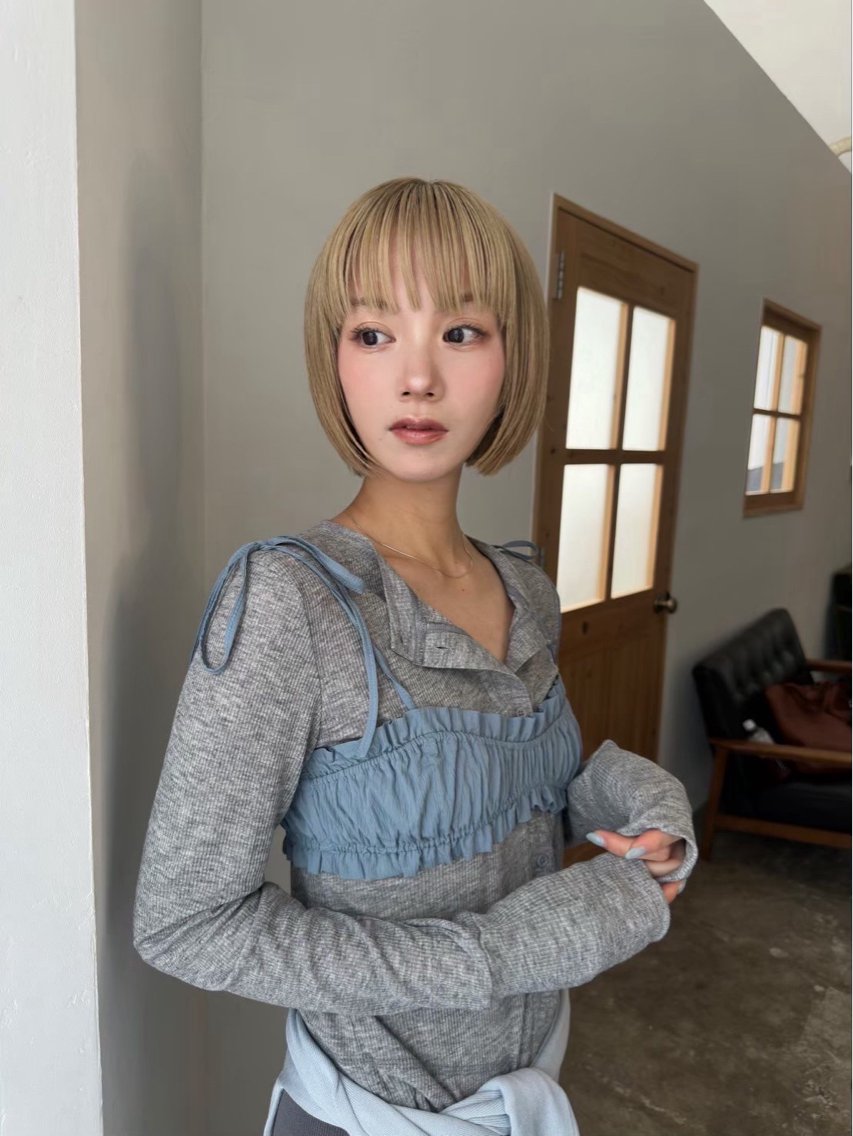 ミディアム ヘアカラー ami /酸性 ストレート/カラーのヘアスタイル