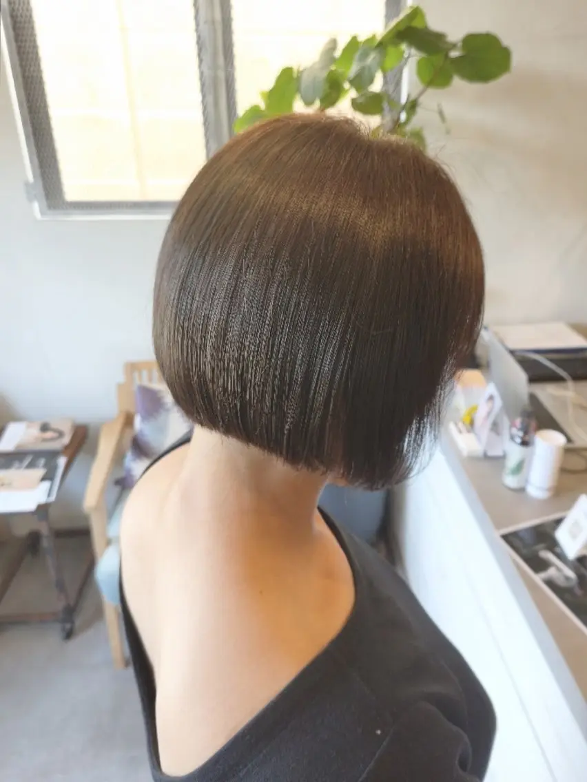 ショート ヘアカラー LEASH 北原のヘアスタイル