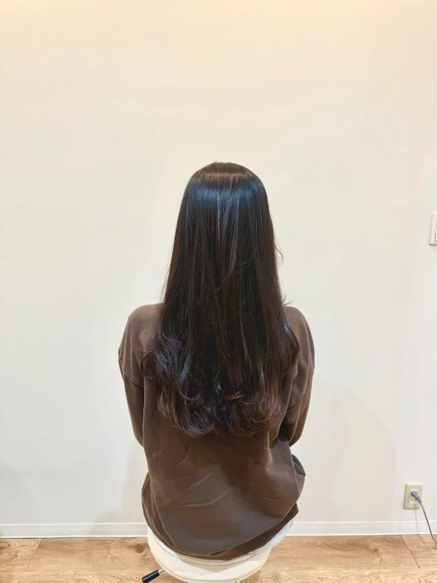 ロング レイヤーカット ナカマエ アイリのヘアスタイル
