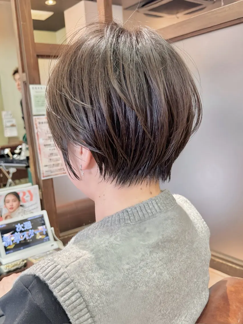 ショート ✨ミニモ指名奈良1位 ✨濱崎のヘアスタイル