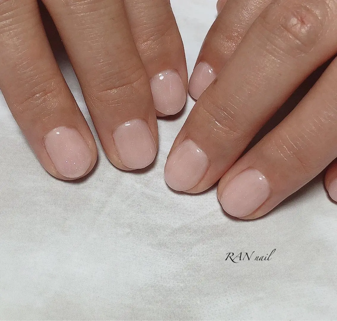 ネイル 桜ネイル ジェルネイル キラキラネイル ラメ(グリッター) ワンカラーネイル ハンドネイル フットネイル RAN nailのネイルデザイン